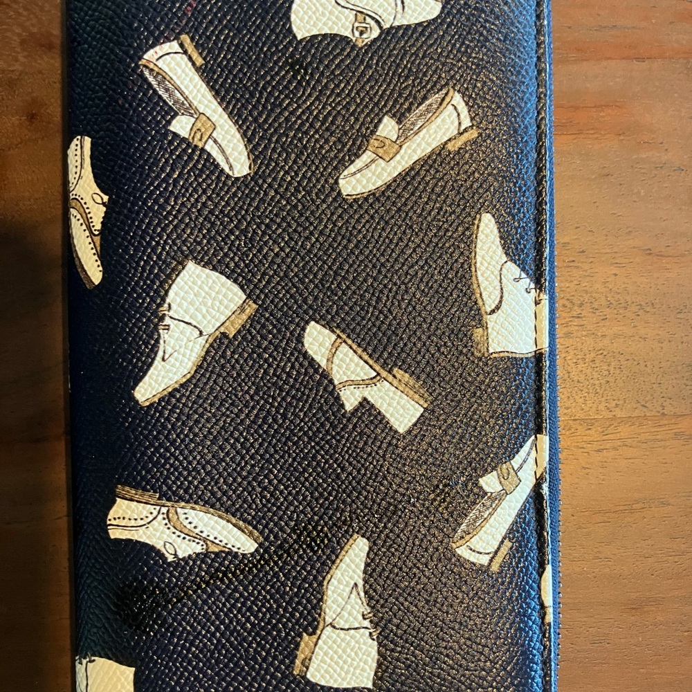 Dolce & Gabbana Limited Edition Yellow and Dark blue Wallet RARE - Picture 14 of 14